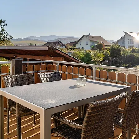 Apartment Obst- Und Brudy *