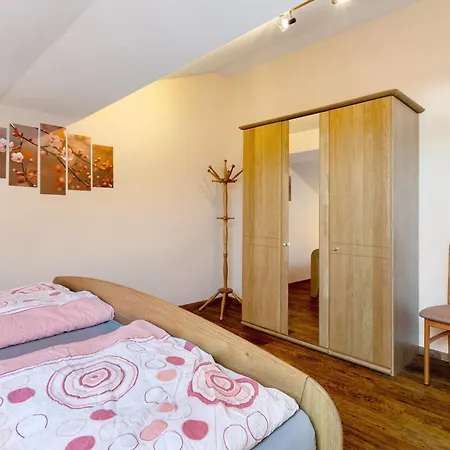 Obst- Und Brudy Apartment *